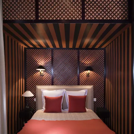 Hotel Du Danube Saint Germain 3*
